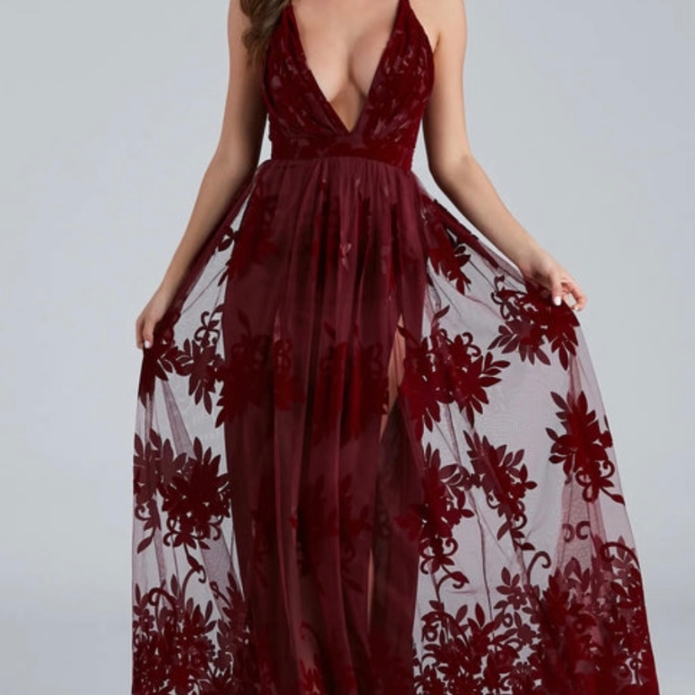 Windsor Maroon Lace Maxi Dress